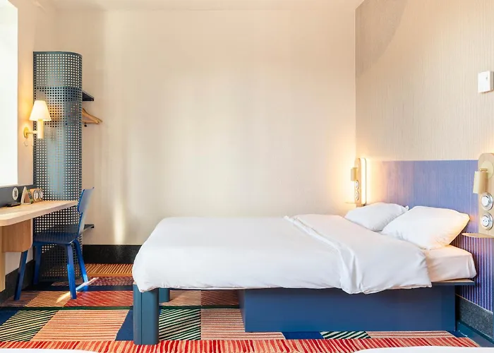 B&B HOTEL Nantes Centre