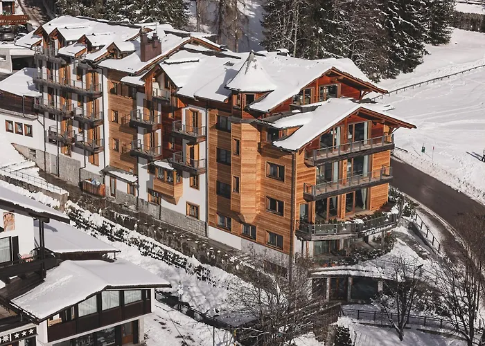 Chalet Laura Lodge Hotel