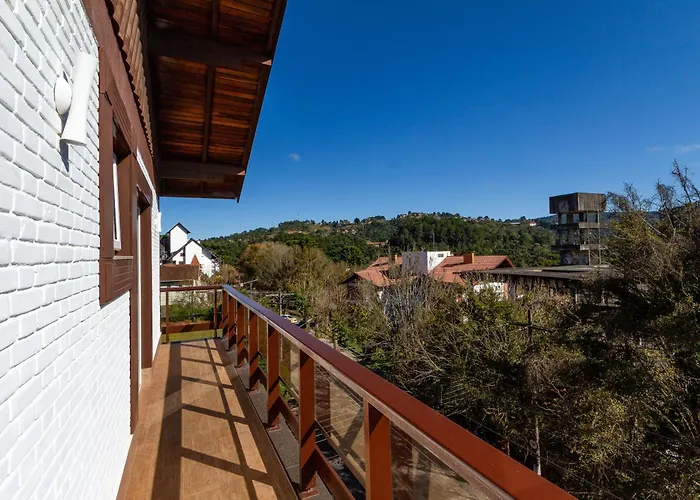 Hotel Chateau Campos do Jordão