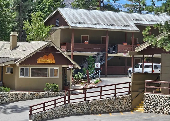 Holiday Haus Mammoth Lakes