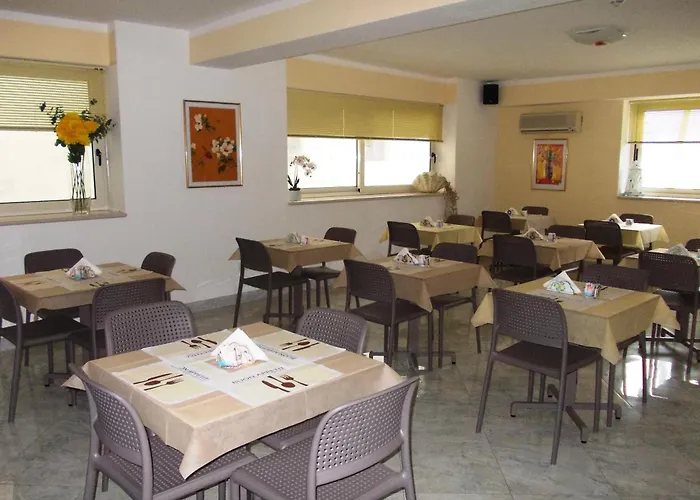 Hotel Solaria Rodi Garganico