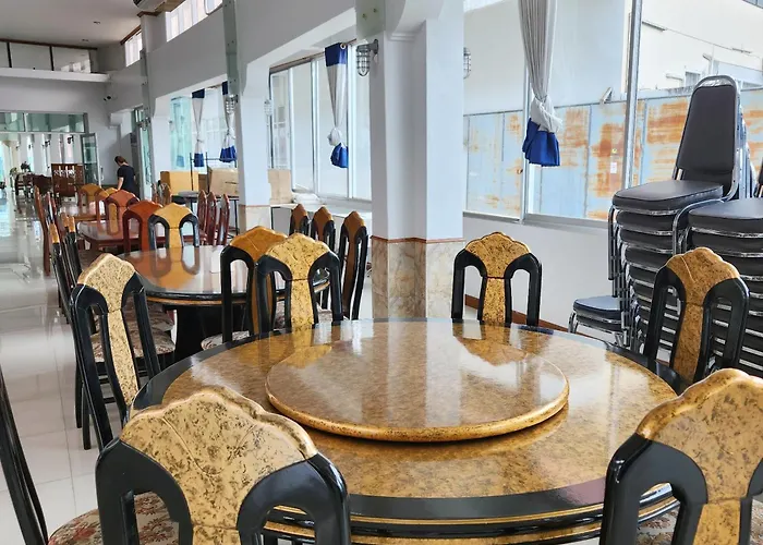 Navy Home Hotel โรงแรมเนวี่โฮม