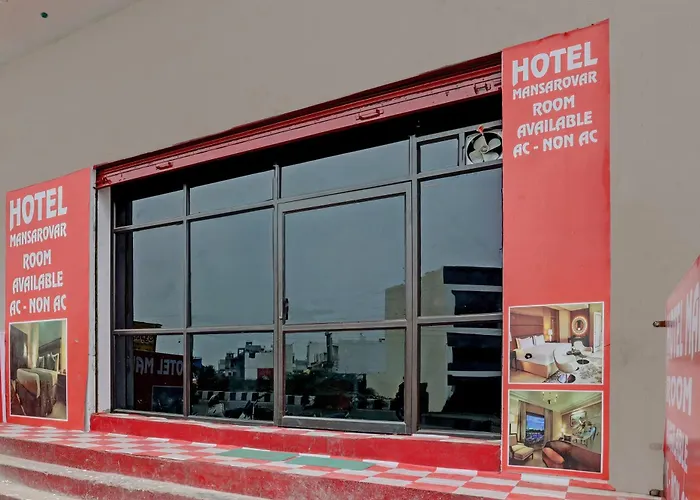 Hotel O Mansarovar