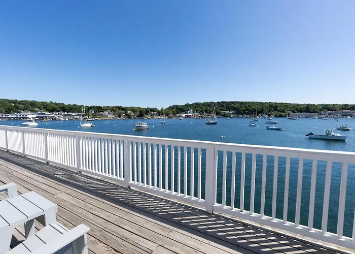 Tugboat Inn Boothbay Harbor