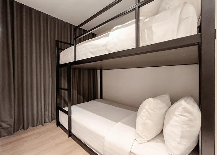 Citrus Sukhumvit 13 Nana Bangkok By Compass Hospitality - Newly Renovated