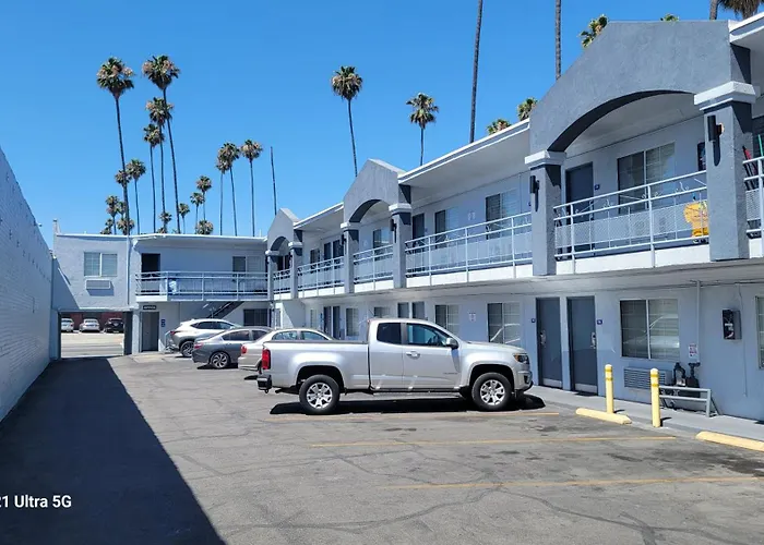 Value Inn Hollywood