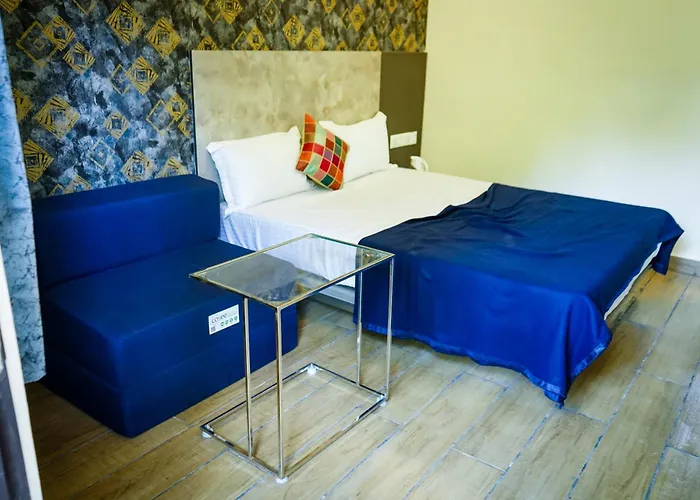 Hotel Alpineglo Yercaud