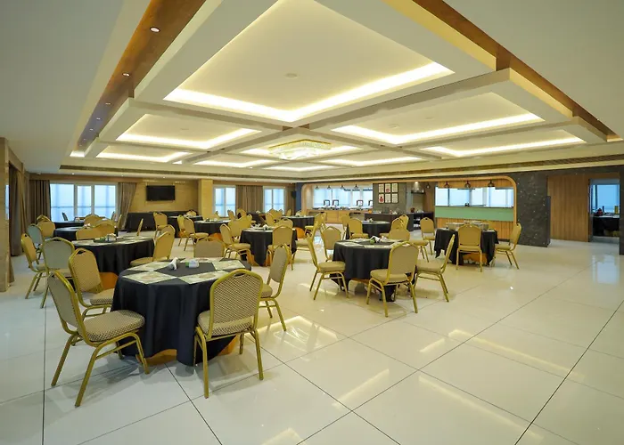 Royal Plaza Suites By Rak Rooms, Mangaluru
