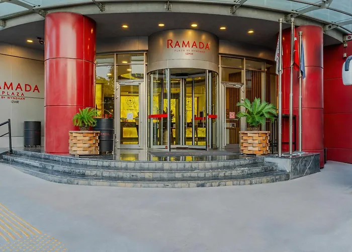 Hotel Ramada Plaza By Wyndham Izmir
