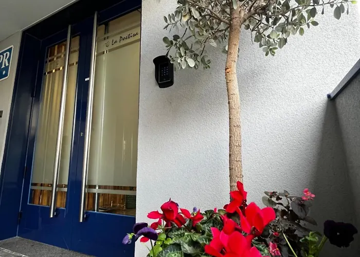 Hostal La Poetisa - Auto Check-In Culleredo