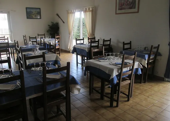 Hotel Du Soleil Bleu