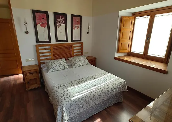 Palacio Duque de Tamames - HOTEL EL RASTRO Ávila