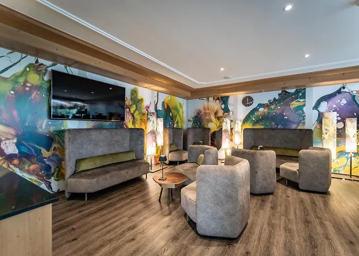 Baumgartner's Blumenhotel Schenna