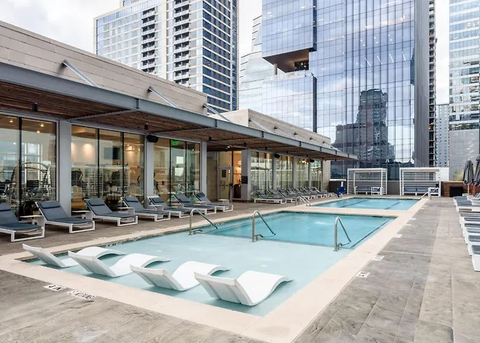 Kasa 2Nd Street Austin Aparthotel
