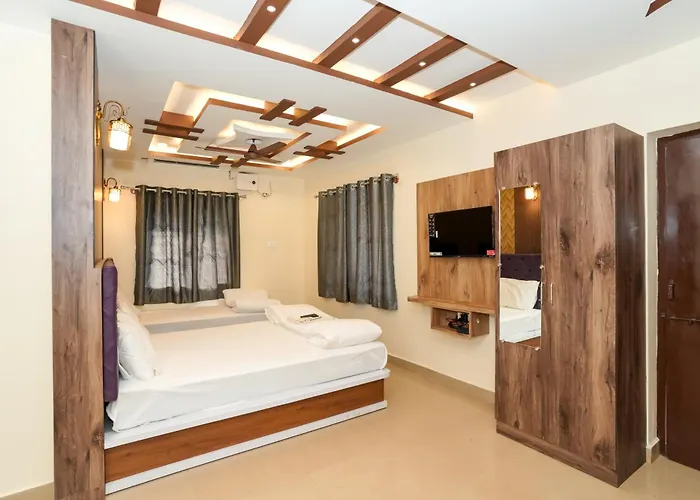 Shwetha Lodge