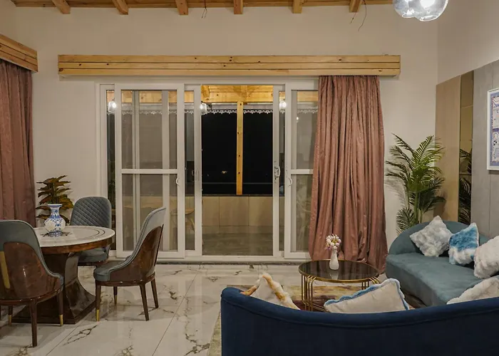 The Uptown Kingdom Luxury Homestay Near By Mukteshwar Temple