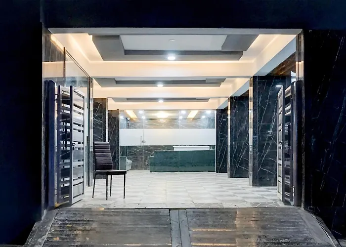 Super Townhouse Hinjewadi Corporate Stays