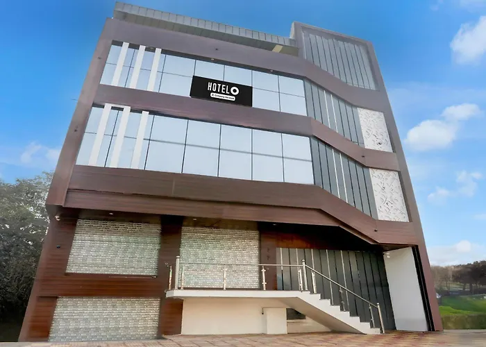 Super Hotel O Kalyanpur Near Iit Kanpur
