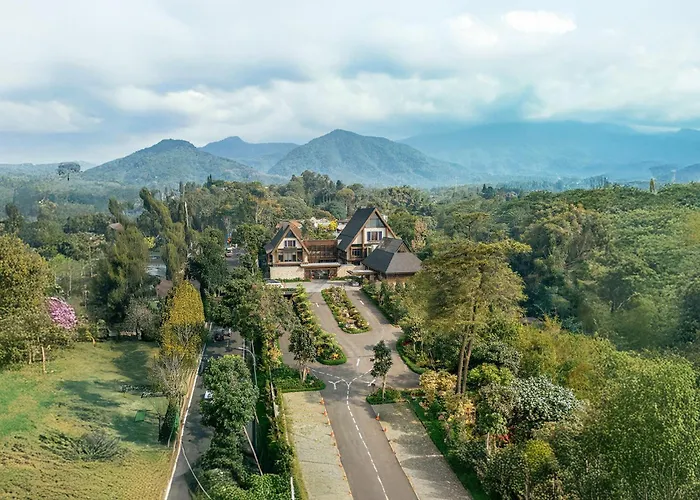 Plataran Puncak Resort