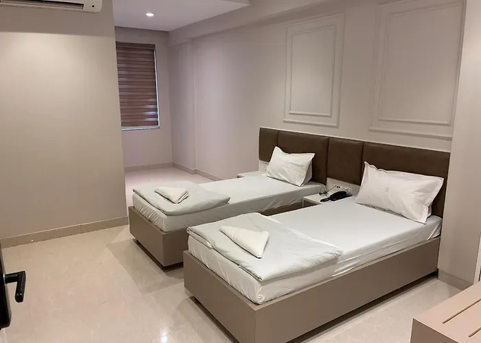 Swarn Hotel