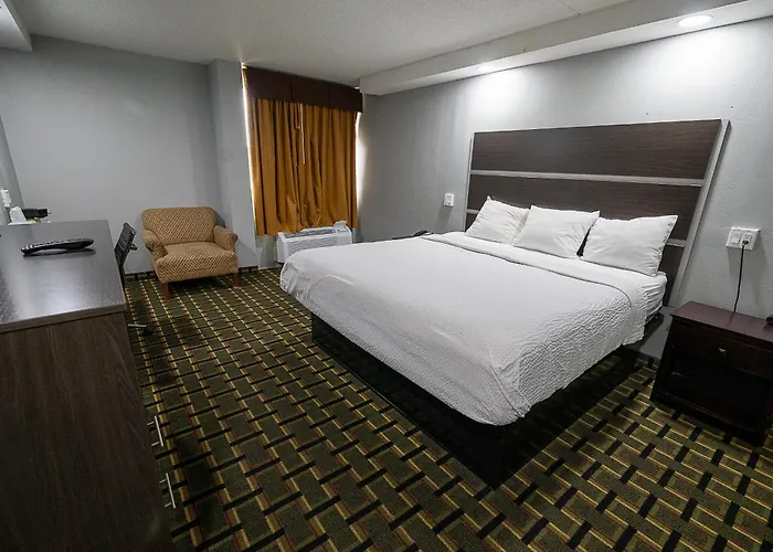 Days Hotel By Wyndham Danville Conference Center