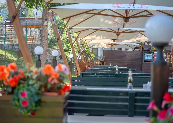 Hotel Marami
