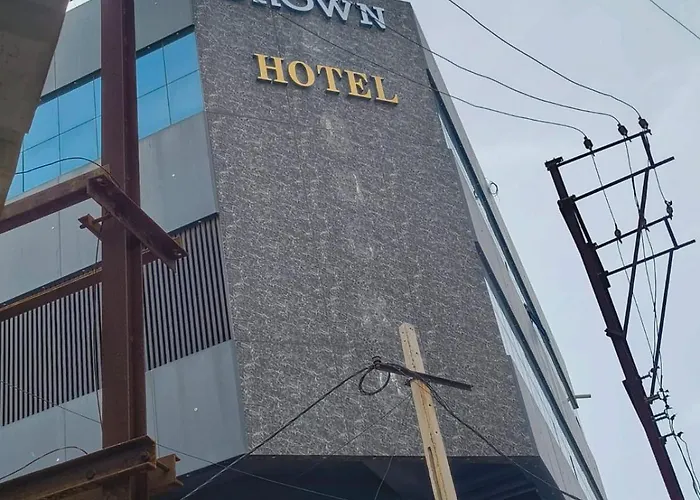 Crown Hotel