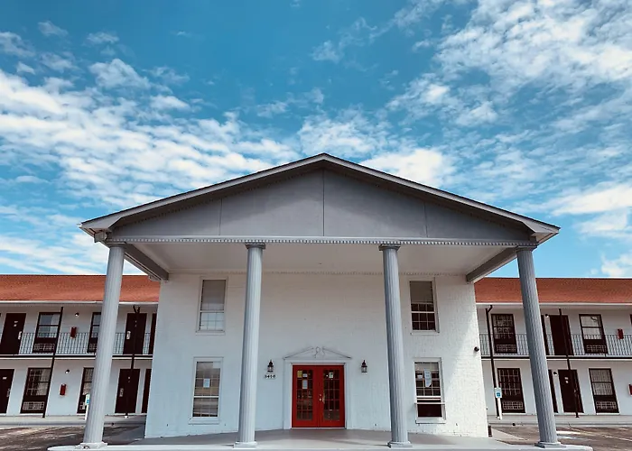 Econo Lodge Crystal Coast Morehead City