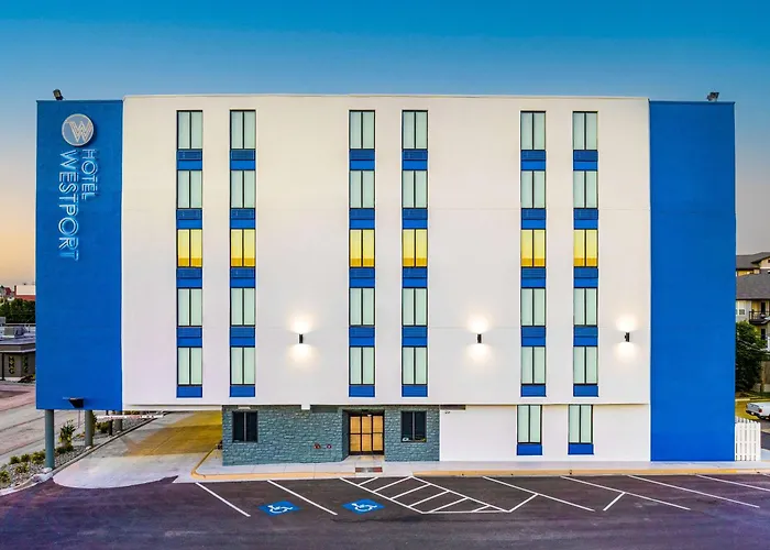 Hotel Westport Kansas City, Tapestry Collection By Hilton