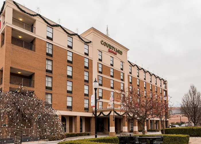 Courtyard By Marriott Springfield Downtown Hotel