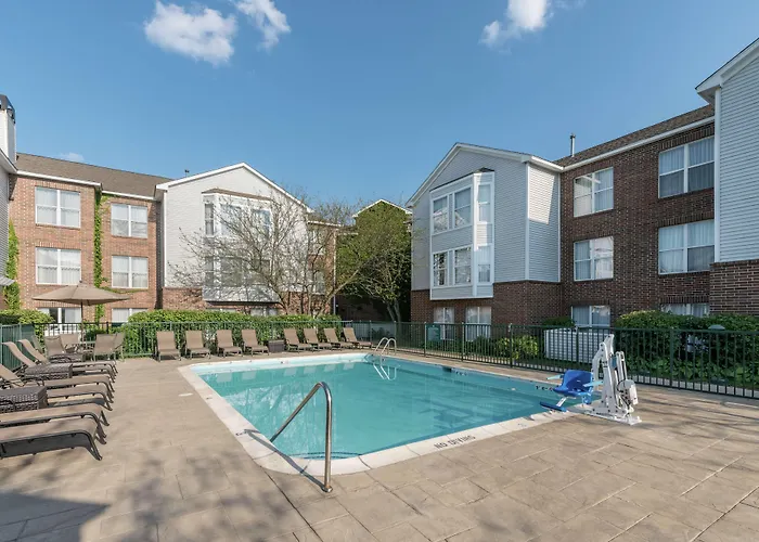 Homewood Suites By Hilton Chicago - Schaumburg