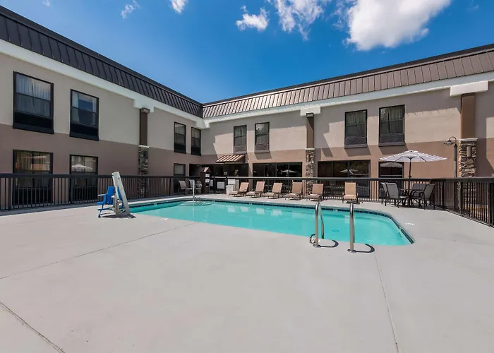 Best Western Albemarle Inn