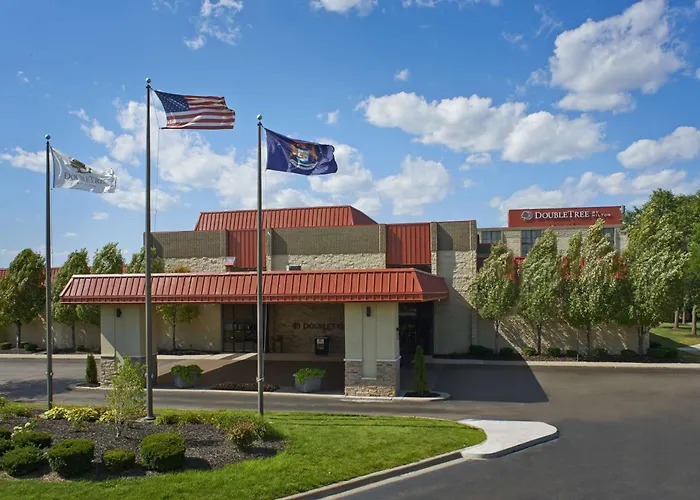 Doubletree By Hilton Dearborn