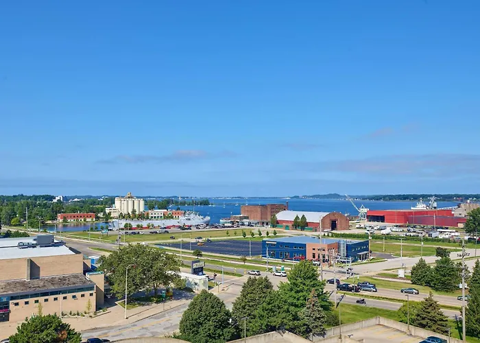Delta Hotels By Marriott Muskegon Convention Center