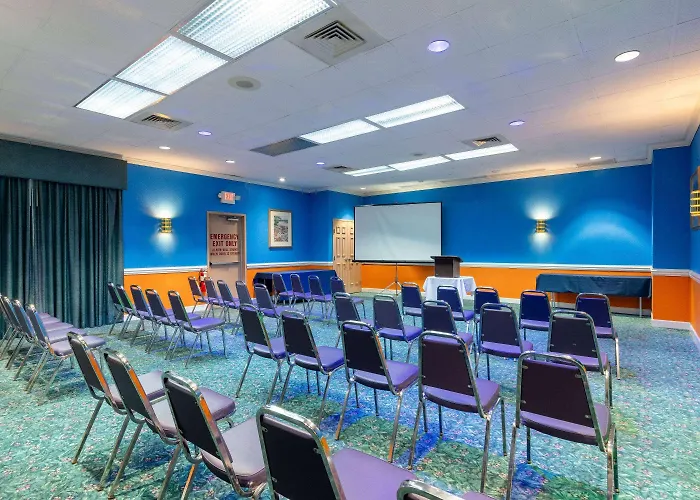 Howard Johnson Hotel & Conference Center By Wyndham Salem