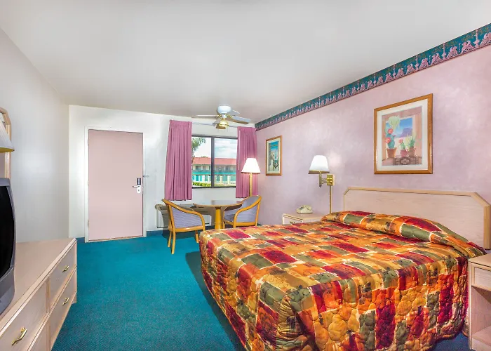 Travelodge Suites Mesa Gilbert