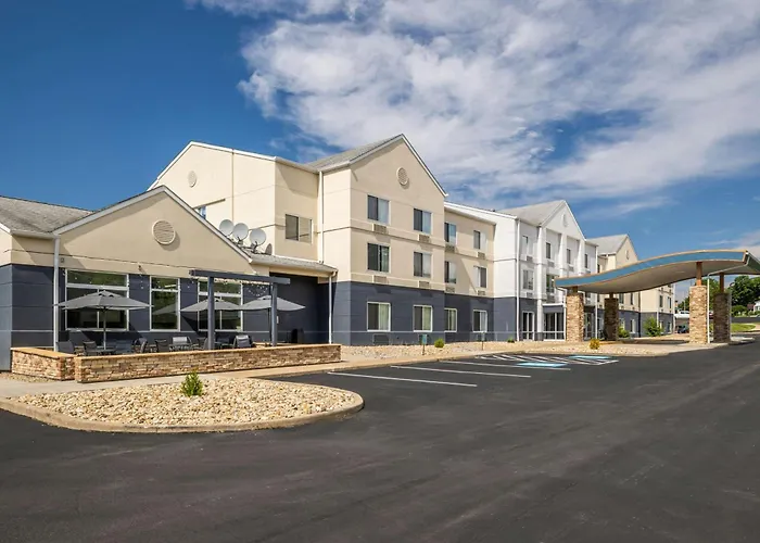Fairfield Inn & Suites Butler