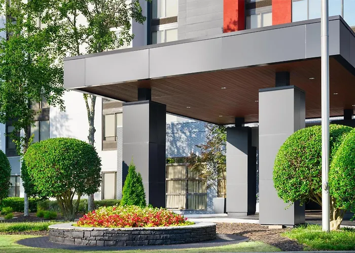 Hyatt Place Roanoke Airport / Valley View Mall