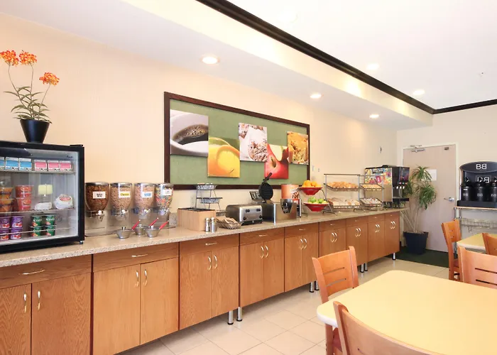 Baymont By Wyndham Coon Rapids