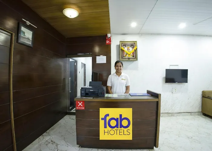 Fabhotel Comfort Stays - Nr Miramar Beach