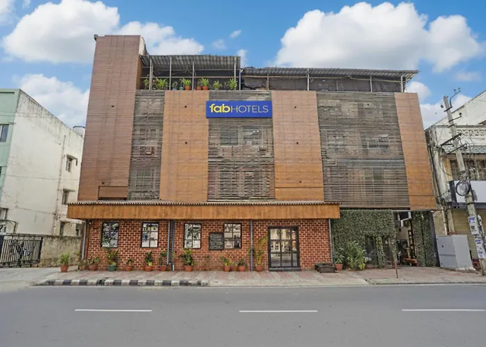 Fabhotel Springs Lodging - Meera Road