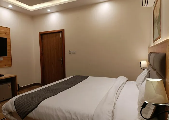 Heryk Hillview Hotel
