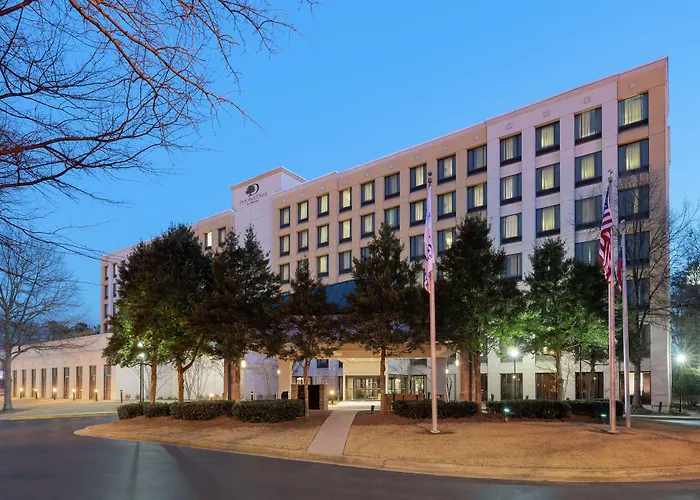 Doubletree By Hilton Atlanta Airport Hotel College Park
