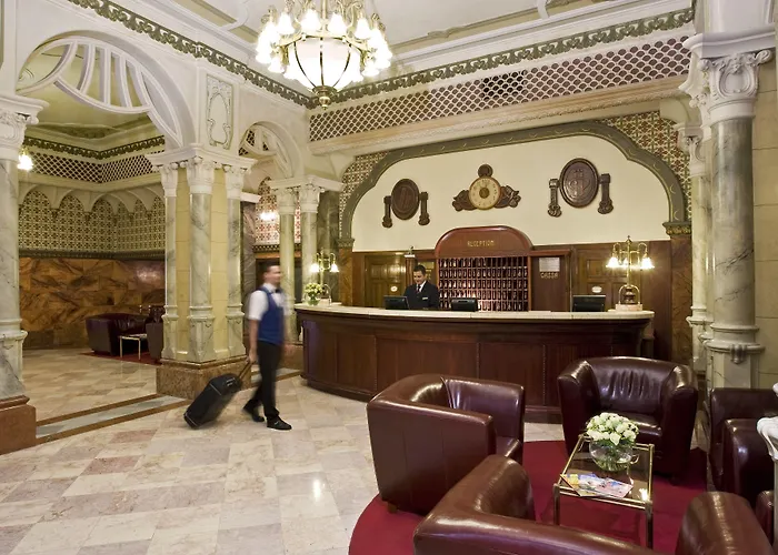Palatinus Grand Hotel