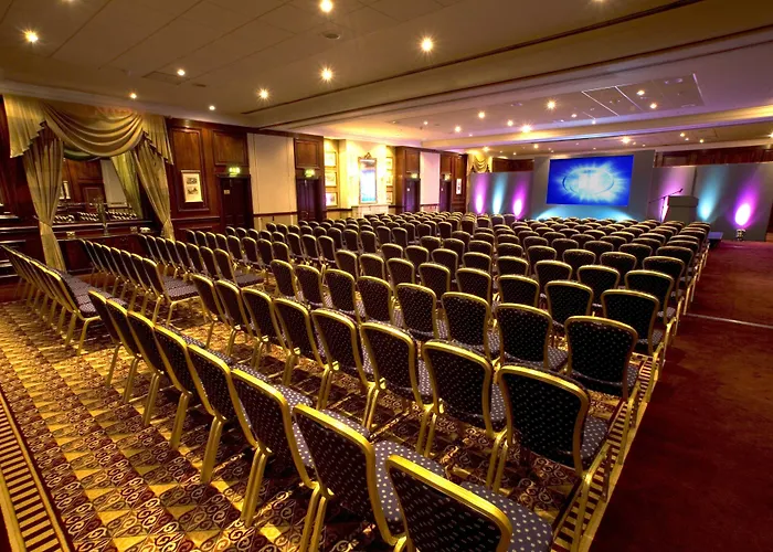 Hilton Birmingham Metropole Hotel