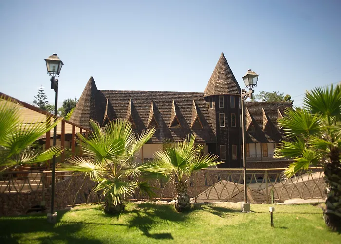 Hotel Y Centro De Eventos Manquehue Las Condes