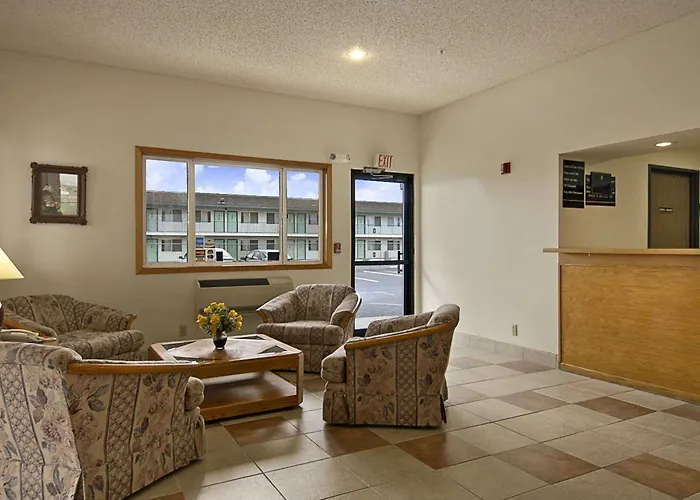 Super 8 By Wyndham Pendleton