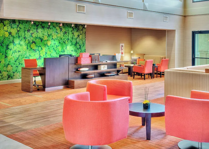 Courtyard By Marriott Erie Ambassador Conference Center