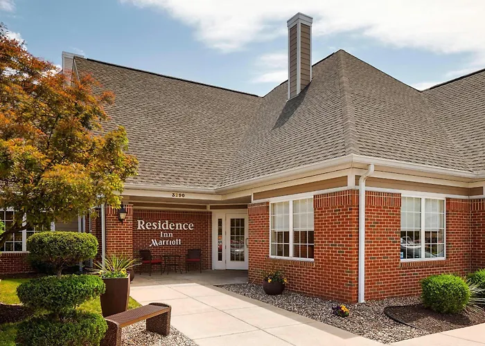 Residence Inn Saint Louis Airport / Earth City