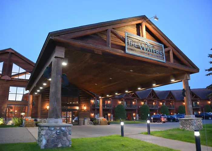 The Waters Of Minocqua Hotel
